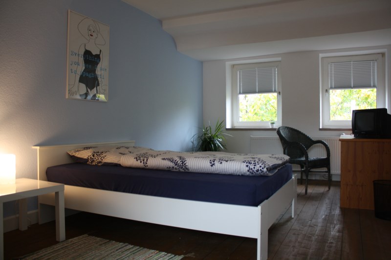 Das erste Schlafzimmer